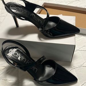 Black Calvin size 81/2 M worn once.